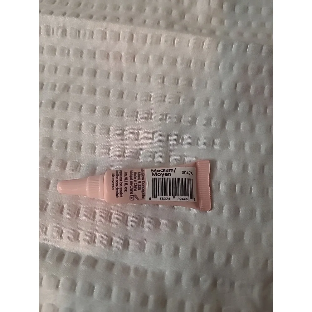 Winky Lux Peeper‎ Perfect - Shade: Medium - 0.05 OZ.